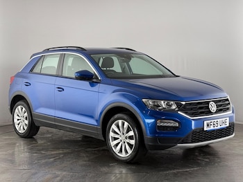 Used Volkswagen T-Roc 2019 for sale - 77195060: Photo