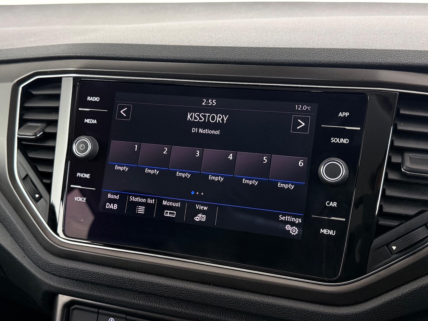 Used Volkswagen T-Roc 2019 for sale - 77195060: Photo 23