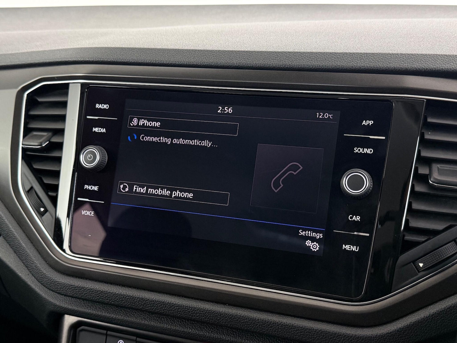 Used Volkswagen T-Roc 2019 for sale - 77195060: Photo 25