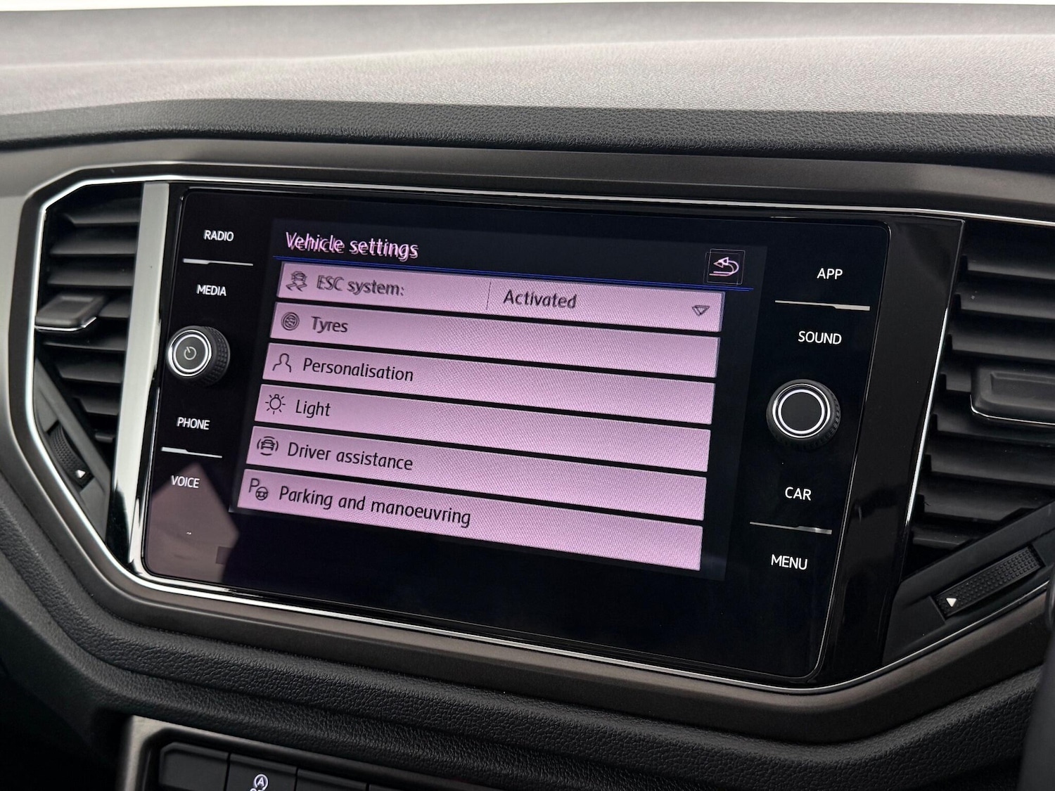 Used Volkswagen T-Roc 2019 for sale - 77195060: Photo 27