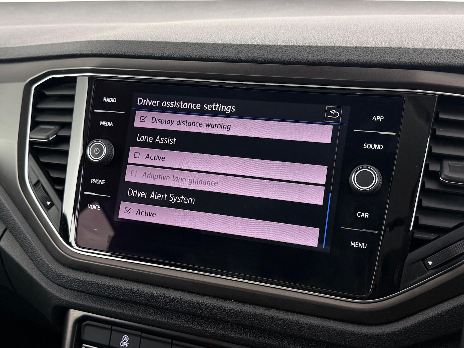 Used Volkswagen T-Roc 2019 for sale - 77195060: Photo 31