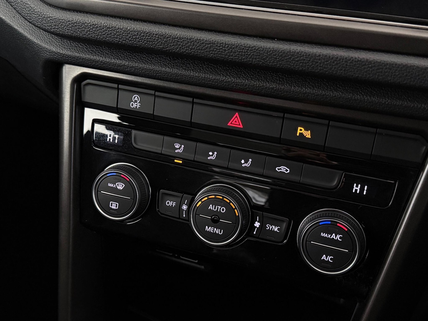 Used Volkswagen T-Roc 2019 for sale - 77195060: Photo 38