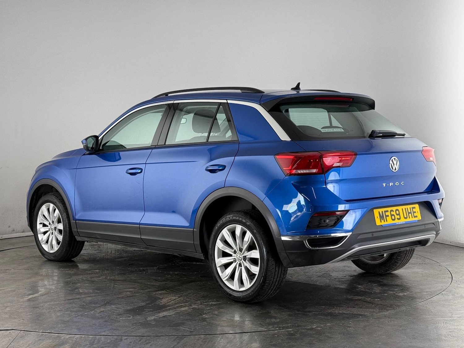 Used Volkswagen T-Roc 2019 for sale - 77195060: Photo 4