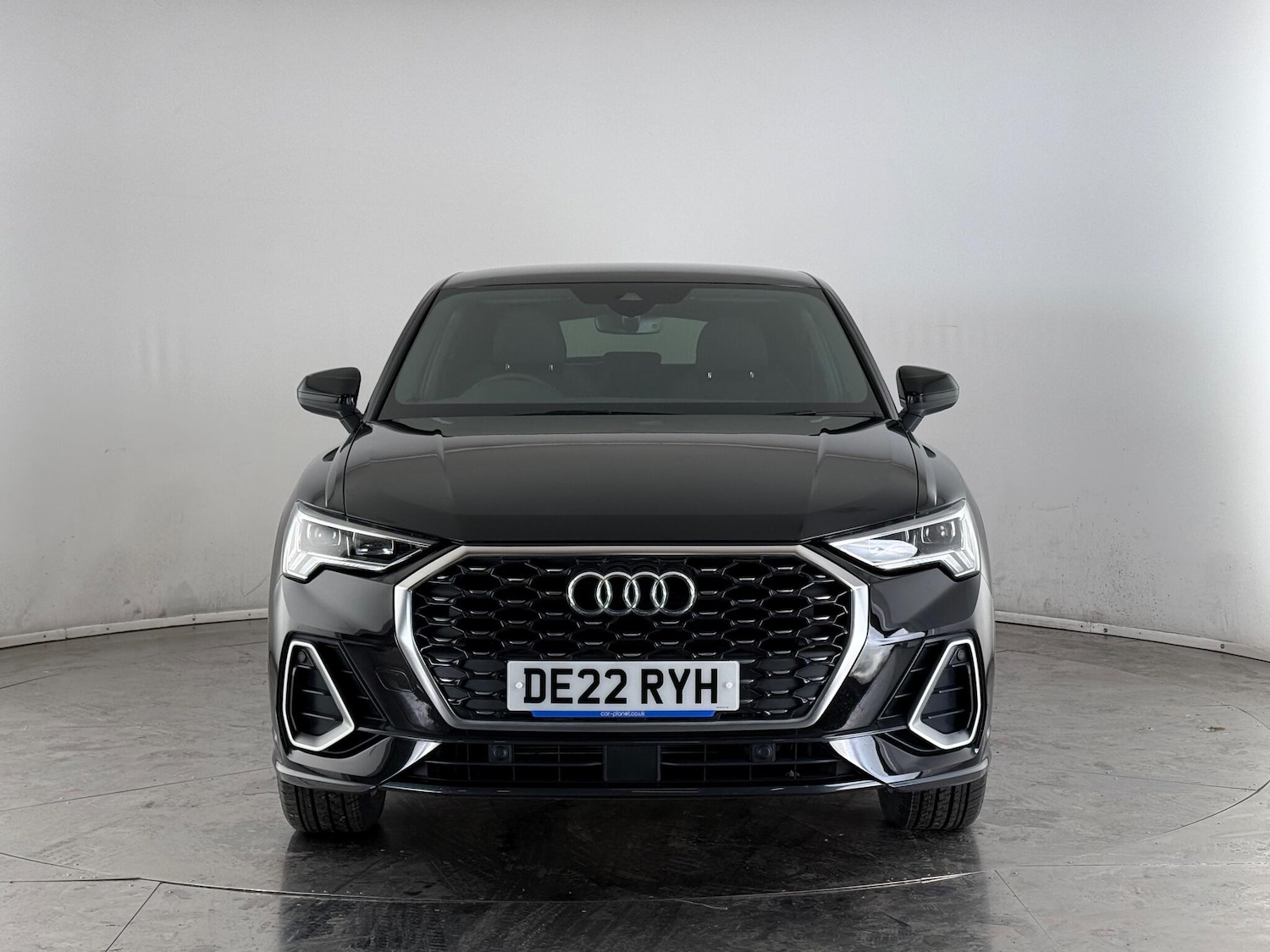 Used Audi Q3 2022 for sale - 77217176: Photo 2