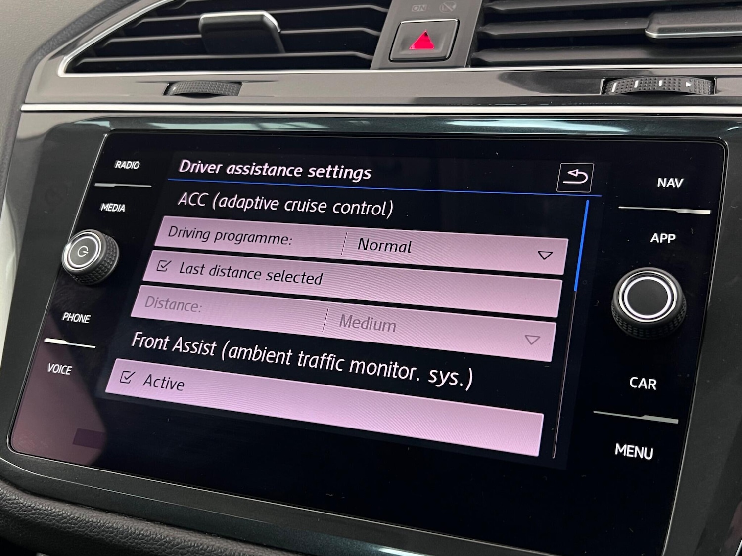 Used Volkswagen Tiguan 2018 for sale - 77243976: Photo 28