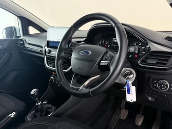Used Ford Fiesta 2018 for sale - 79206324: Photo