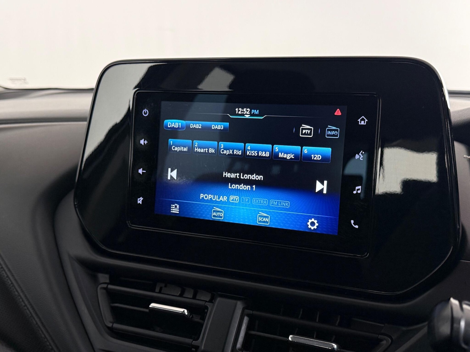 Used Suzuki SX4 S-Cross 2024 for sale - 76468200: Photo 23