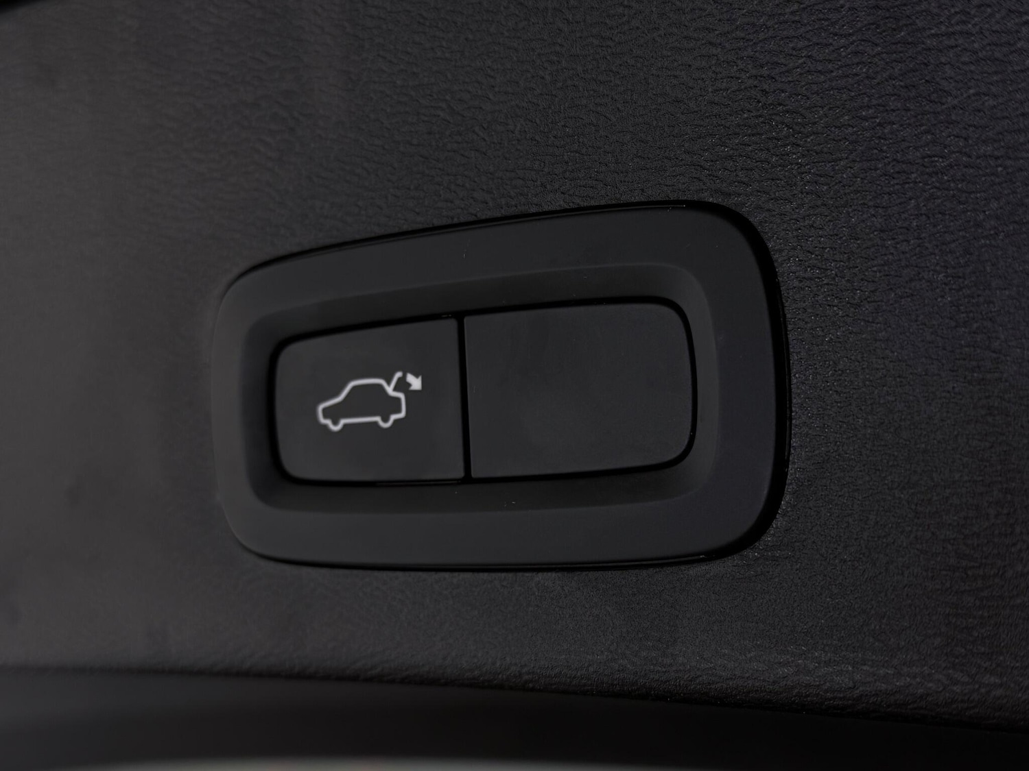 Used Volvo XC40 2021 for sale - 77246268: Photo 10