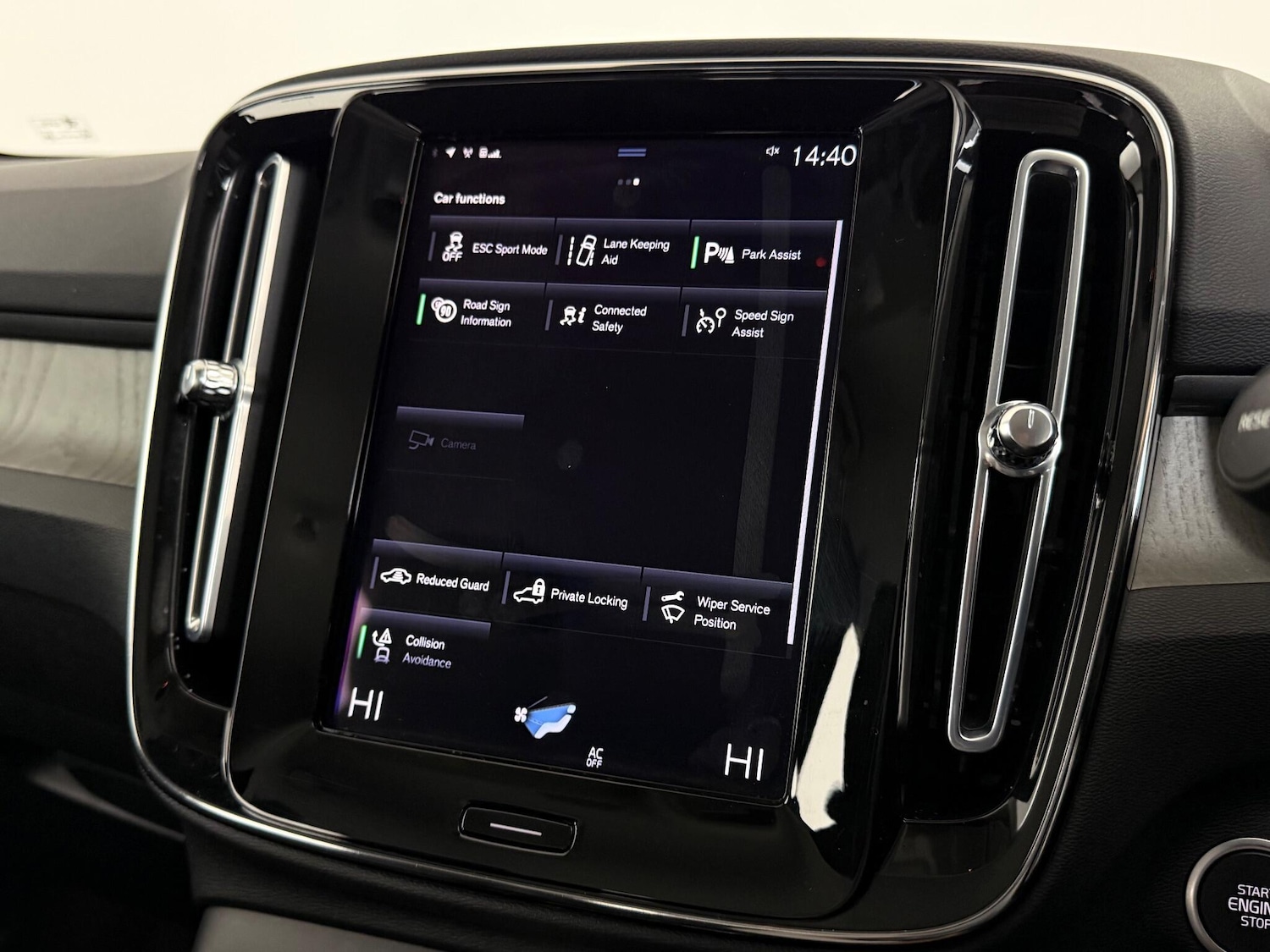 Used Volvo XC40 2021 for sale - 77246268: Photo 33