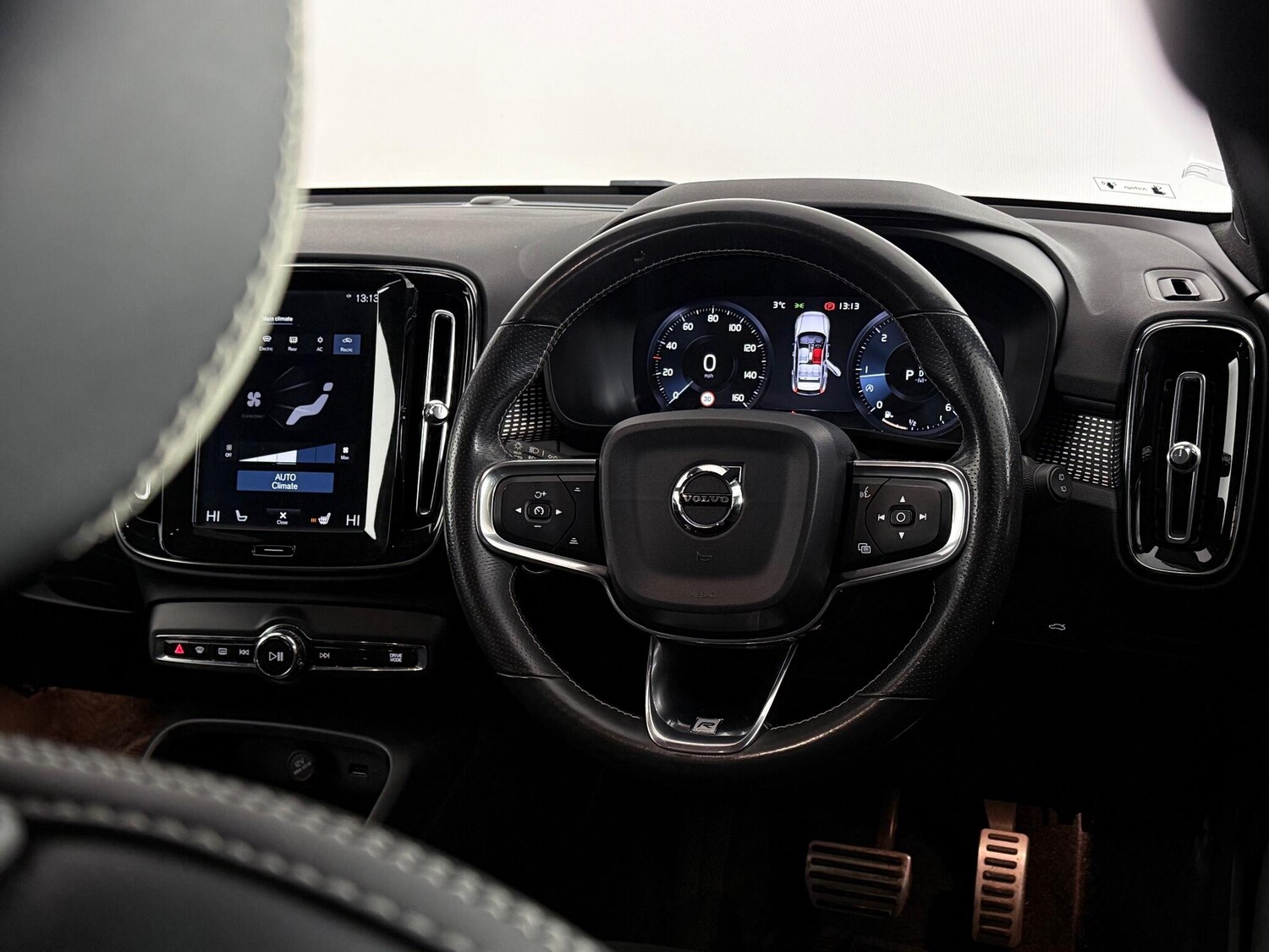 Used Volvo XC40 2018 for sale - 77180808: Photo 15