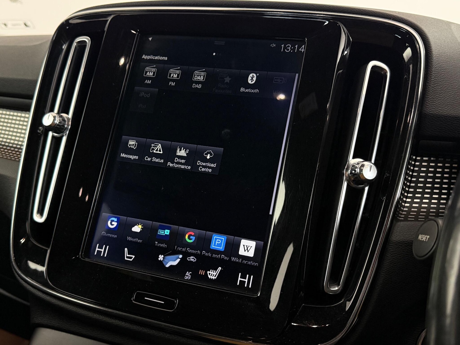 Used Volvo XC40 2018 for sale - 77180808: Photo 27