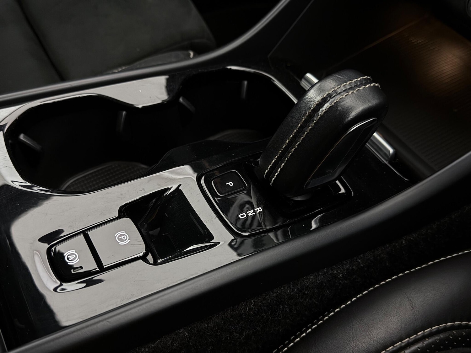 Used Volvo XC40 2018 for sale - 77180808: Photo 29