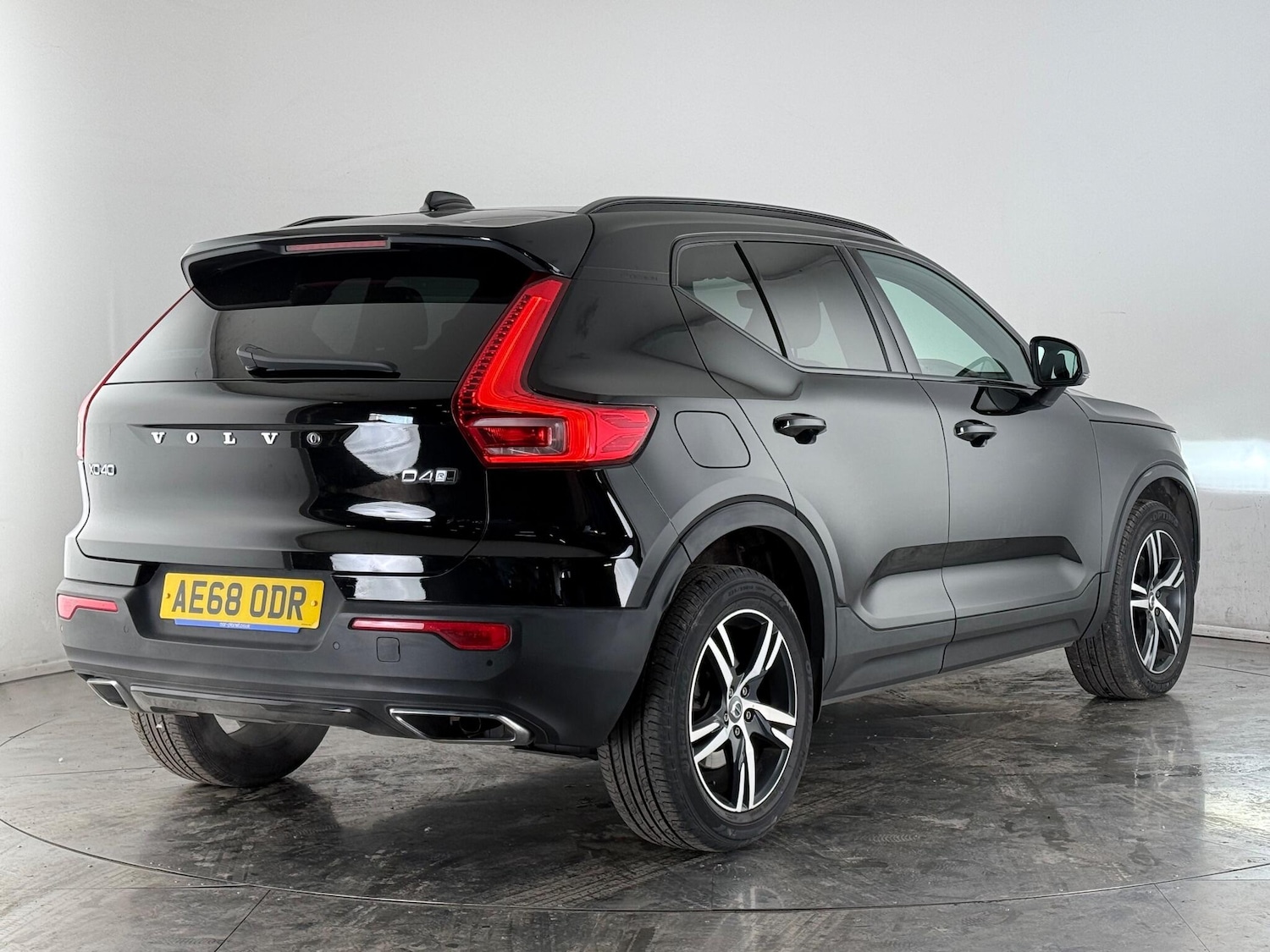 Used Volvo XC40 2018 for sale - 77180808: Photo 5