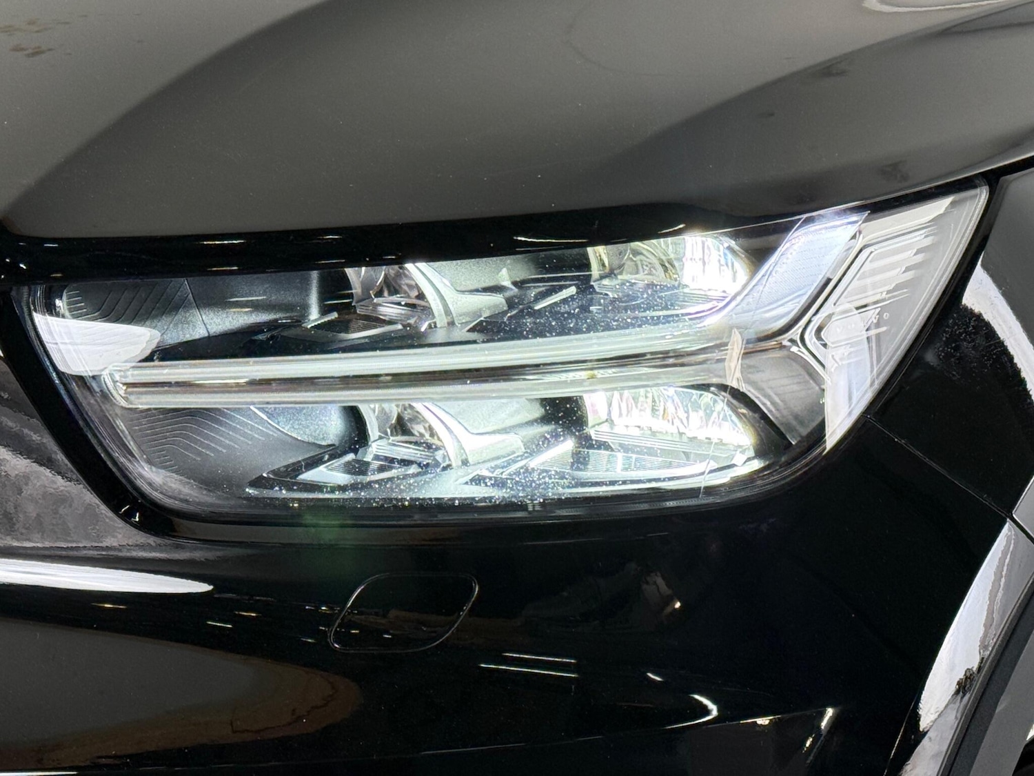 Used Volvo XC40 2018 for sale - 77180808: Photo 6