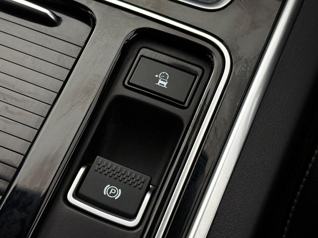 Used Jaguar XF 2018 for sale - 76280007: Photo 38