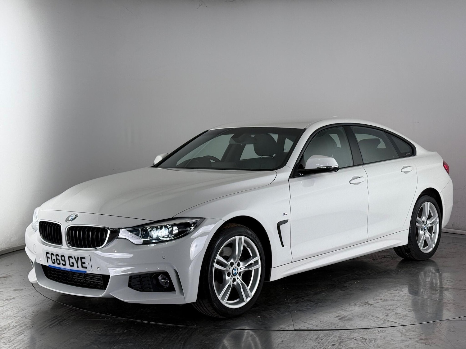 Used BMW 4 Series Gran Coupe 2019 for sale - 77181179: Photo 2