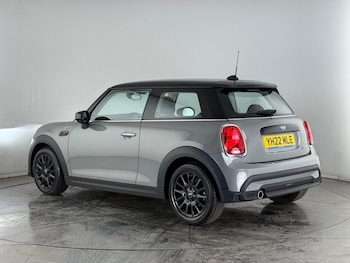 Used MINI Hatch 2022 for sale - 75642690: Photo