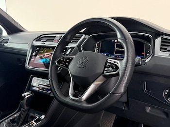 Used Volkswagen Tiguan 2021 for sale - 79602372: Photo