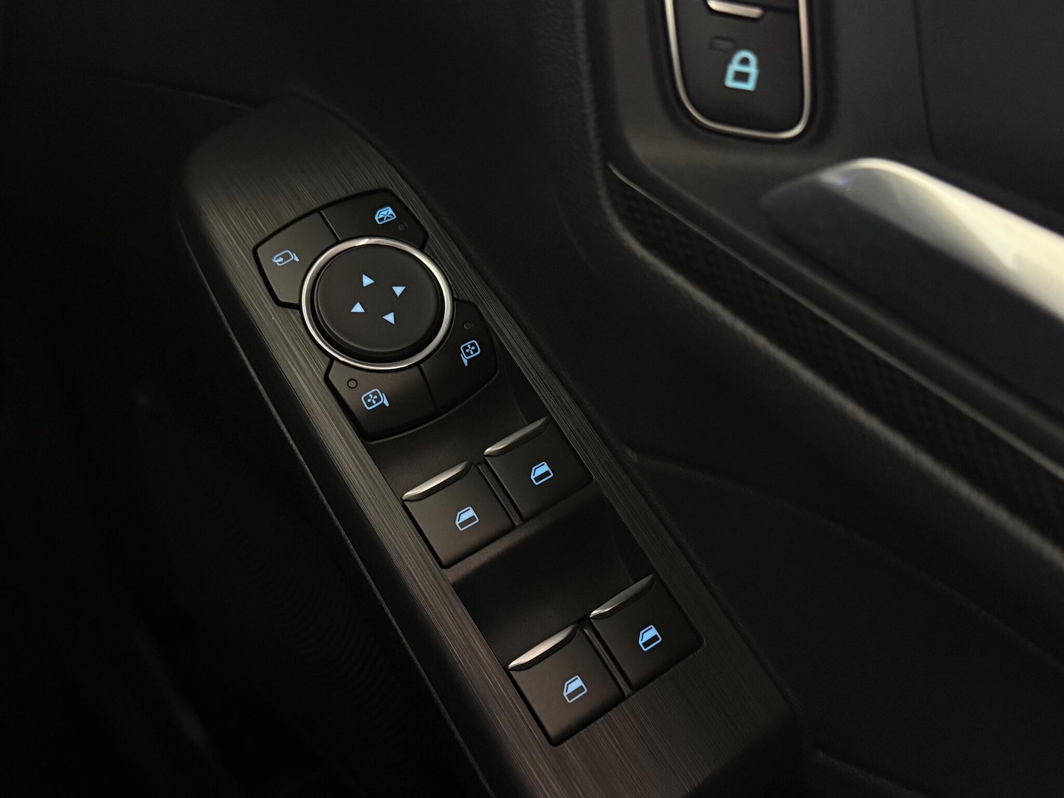 Used Ford Kuga 2023 for sale - 76468611: Photo 31