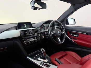 Used BMW 3 Series 2018 for sale - 79117030: Photo