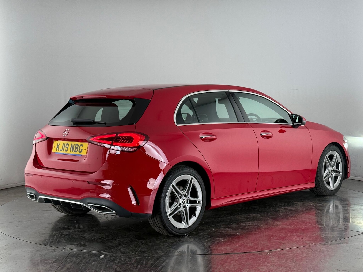 Used Mercedes-Benz A-Class 2019 for sale - 77243036: Photo 3