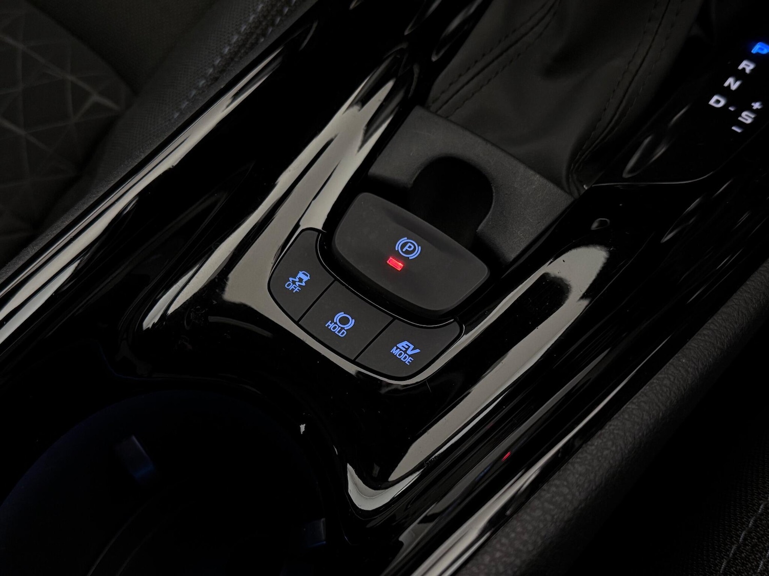 Used Toyota C-HR 2021 for sale - 77246389: Photo 32