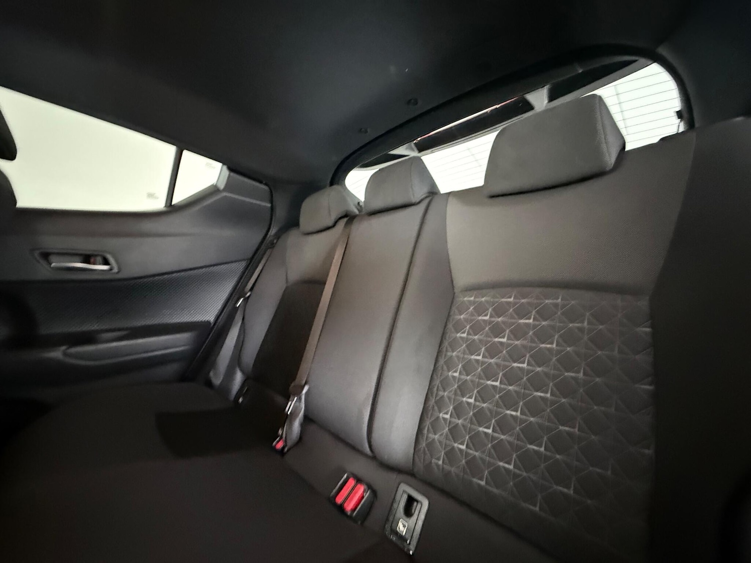 Used Toyota C-HR 2020 for sale - 77259958: Photo 12