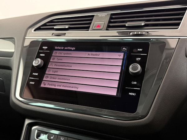 Used Volkswagen Tiguan 2018 for sale - 76069186: Photo 35