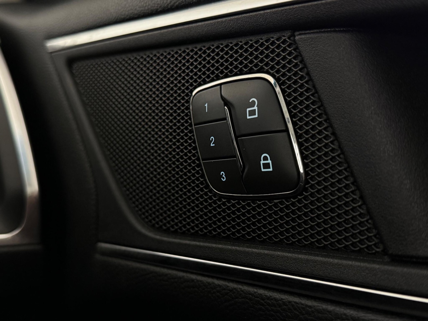 Used Ford Edge 2017 for sale - 77180908: Photo 27