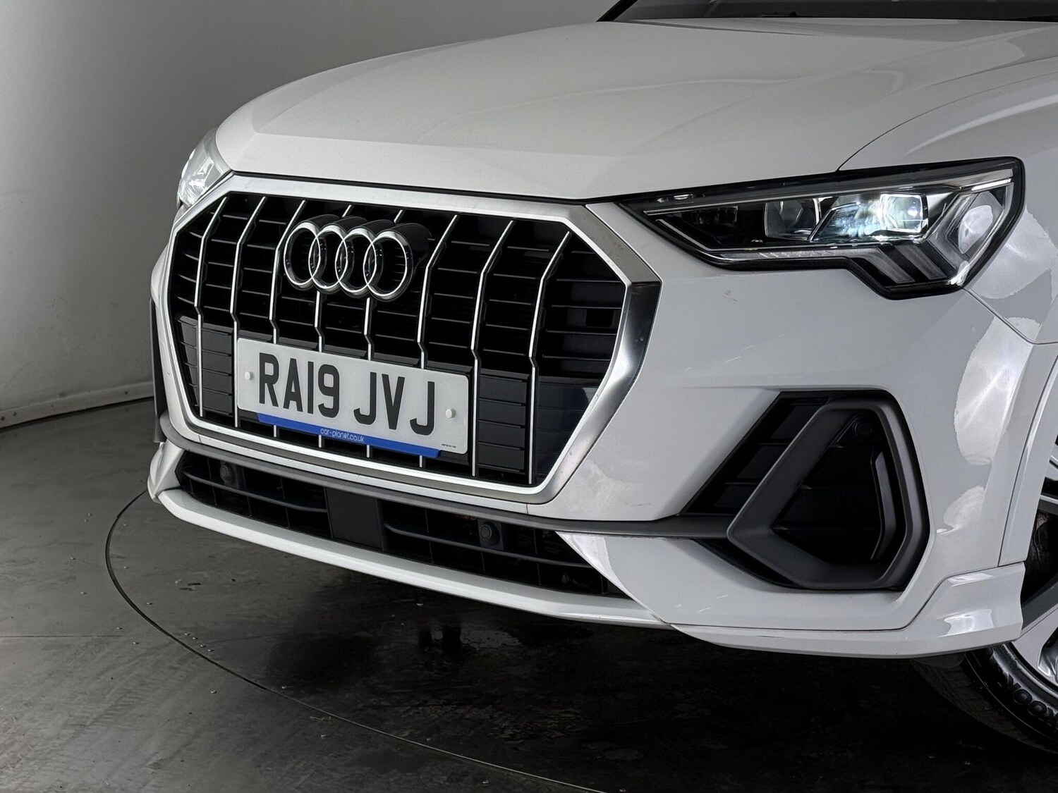 Used Audi Q3 2019 for sale - 76619819: Photo 47