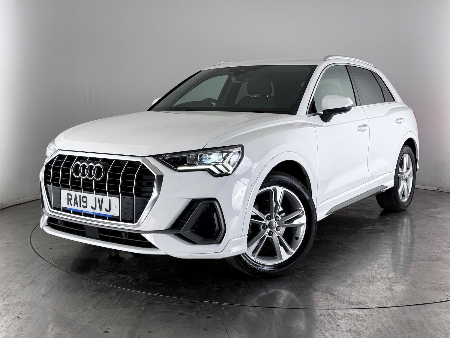 Used Audi Q3 2019 for sale - 76619819: Photo 49