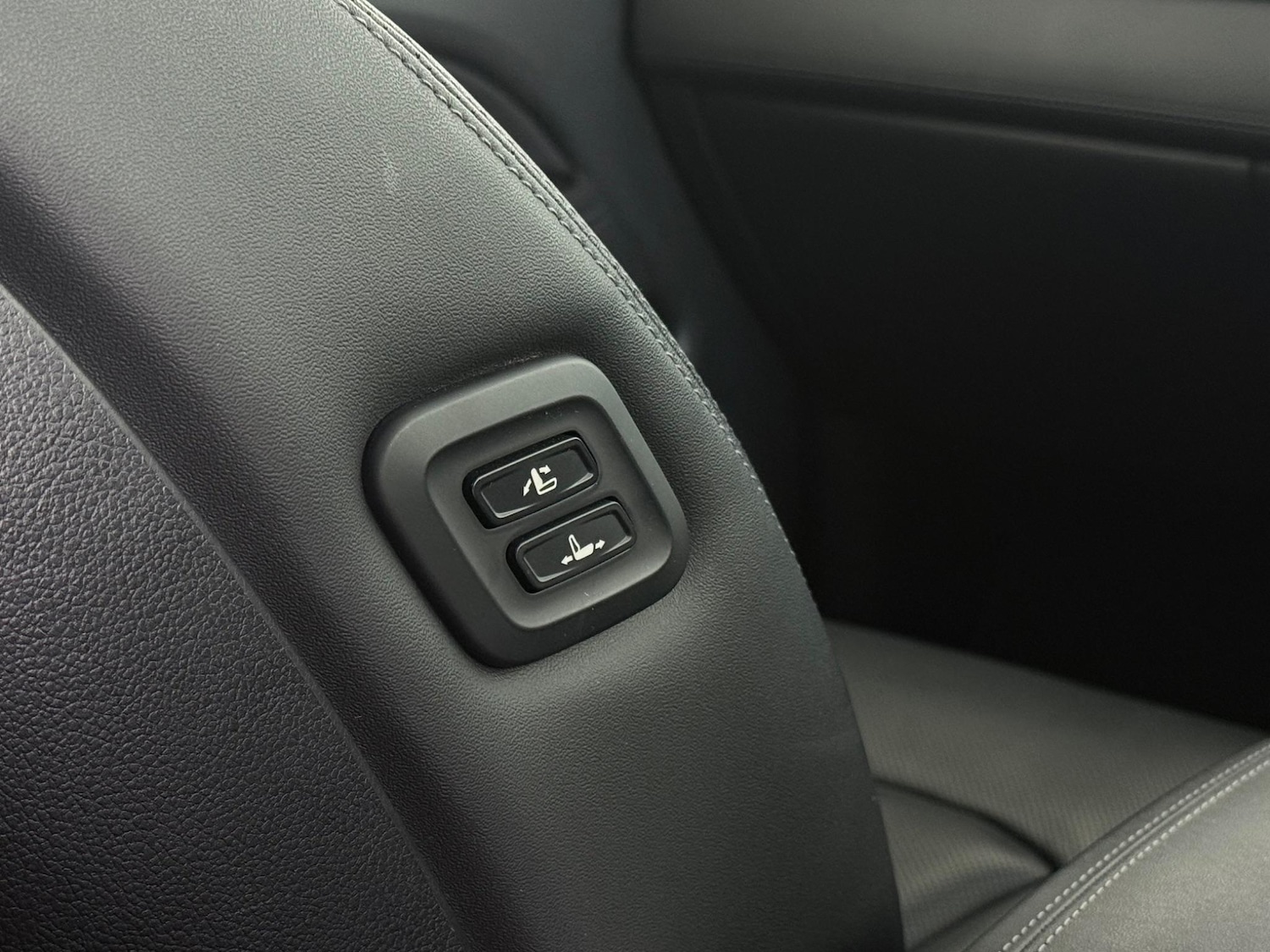 Used Ssangyong Rexton 2021 for sale - 77216993: Photo 15