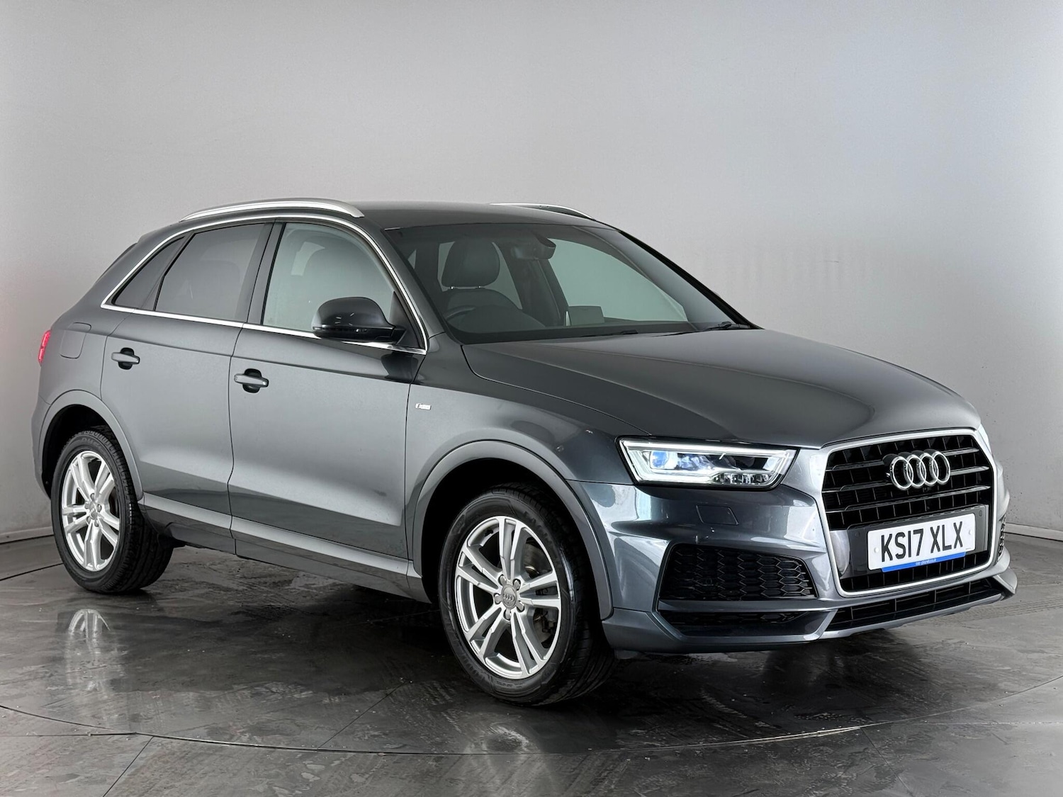 Used Audi Q3 2017 for sale - 76468591: Photo 1