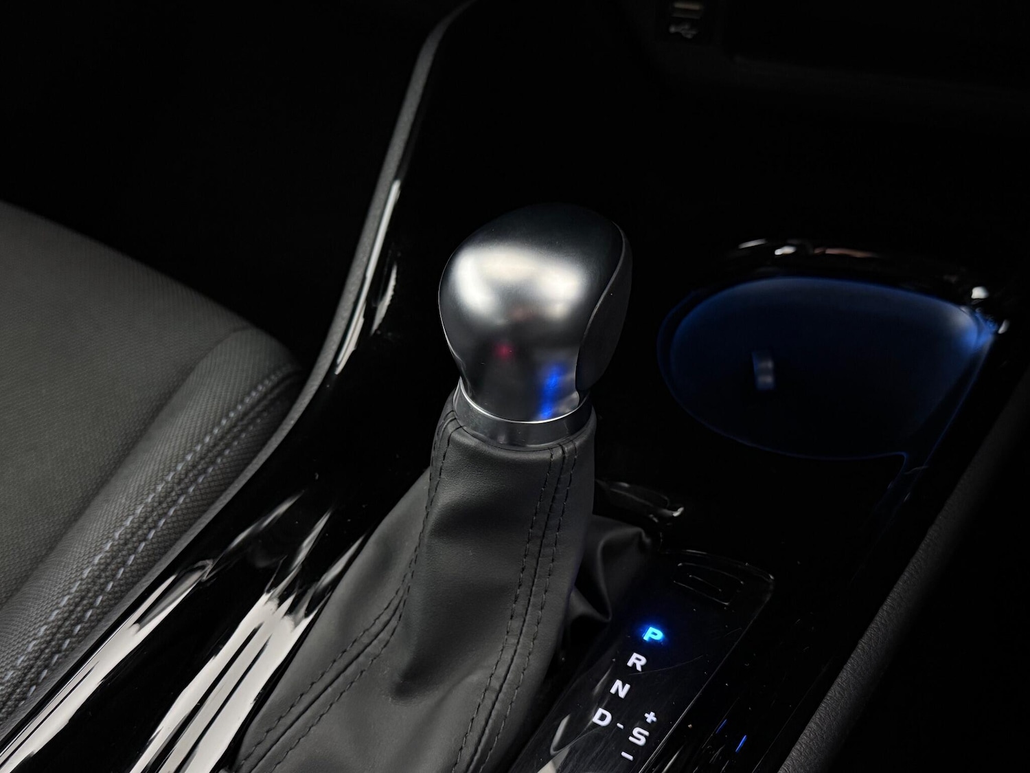 Used Toyota C-HR 2021 for sale - 77180915: Photo 31