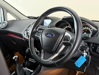 Used Ford Fiesta 2017 for sale - 79622530: Photo