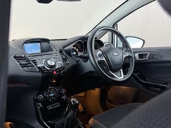 Used Ford Fiesta 2017 for sale - 79622530: Photo