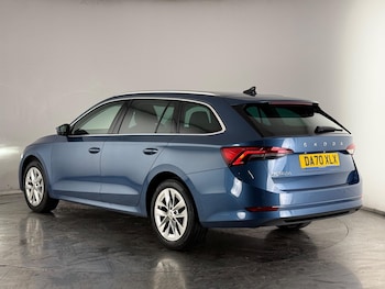 Used Skoda Octavia 2020 for sale - 76899008: Photo