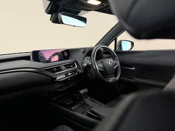 Used Lexus UX 2019 for sale - 79658421: Photo