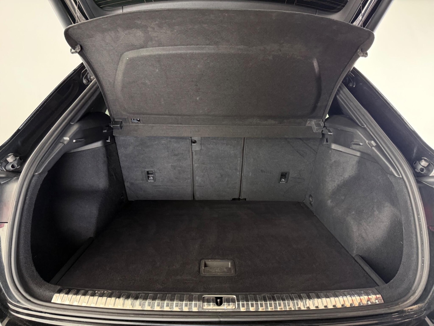 Used Audi Q3 2021 for sale - 77974338: Photo 7