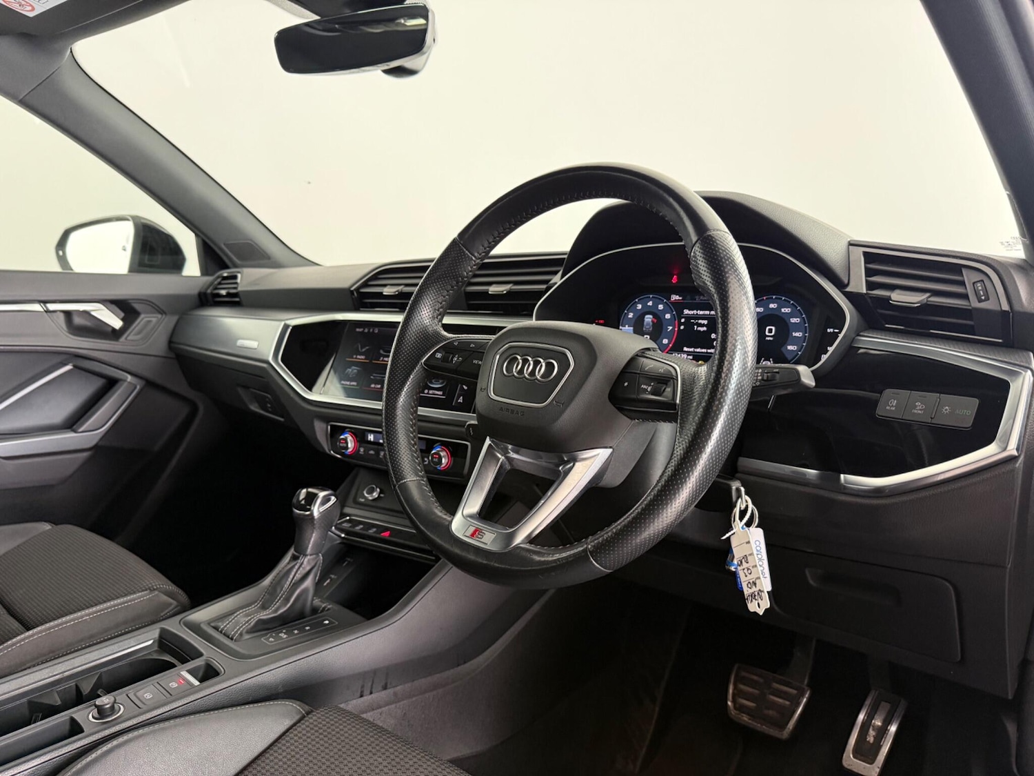 Used Audi Q3 2021 for sale - 77974338: Photo 9