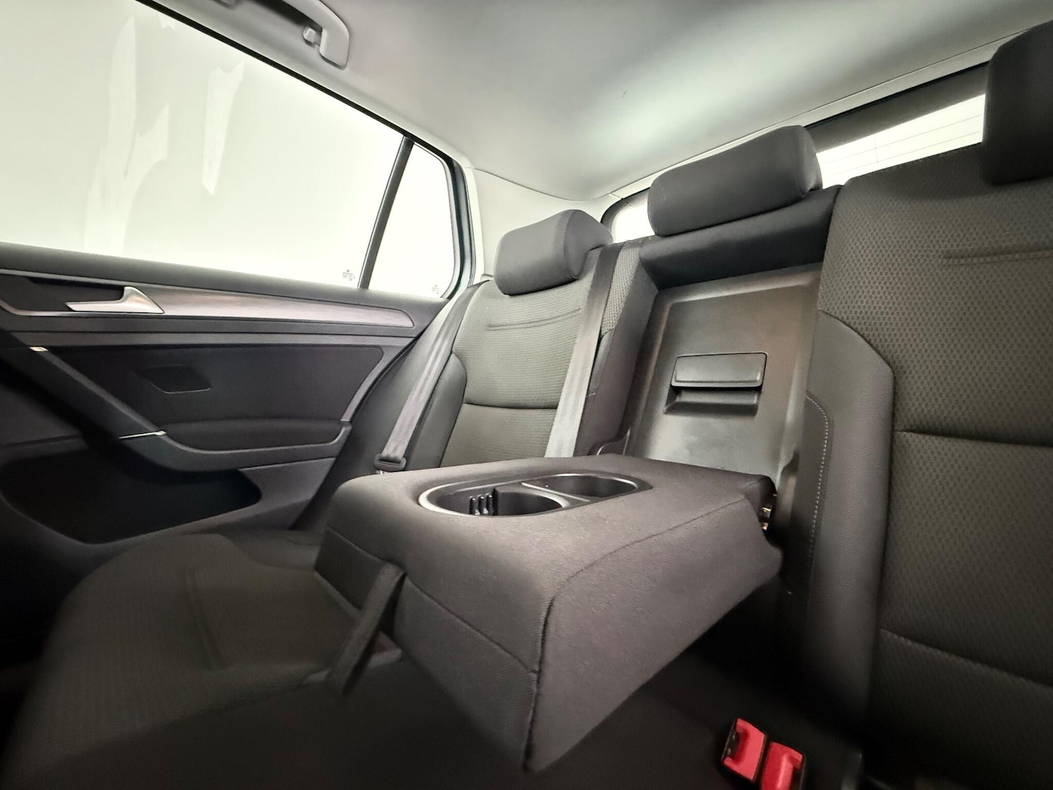 Used Volkswagen Golf 2017 for sale - 77259603: Photo 12