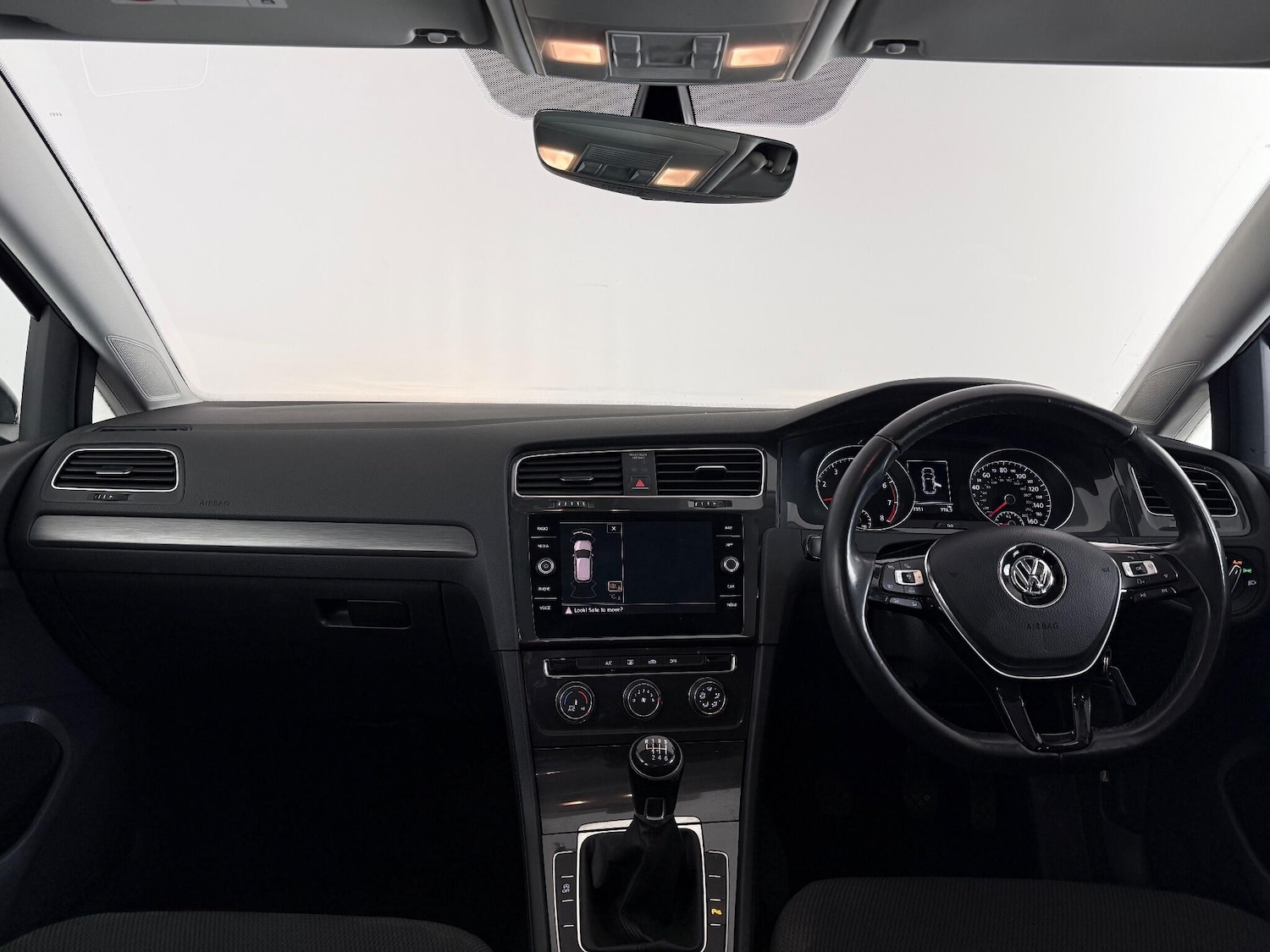 Used Volkswagen Golf 2017 for sale - 77259603: Photo 14