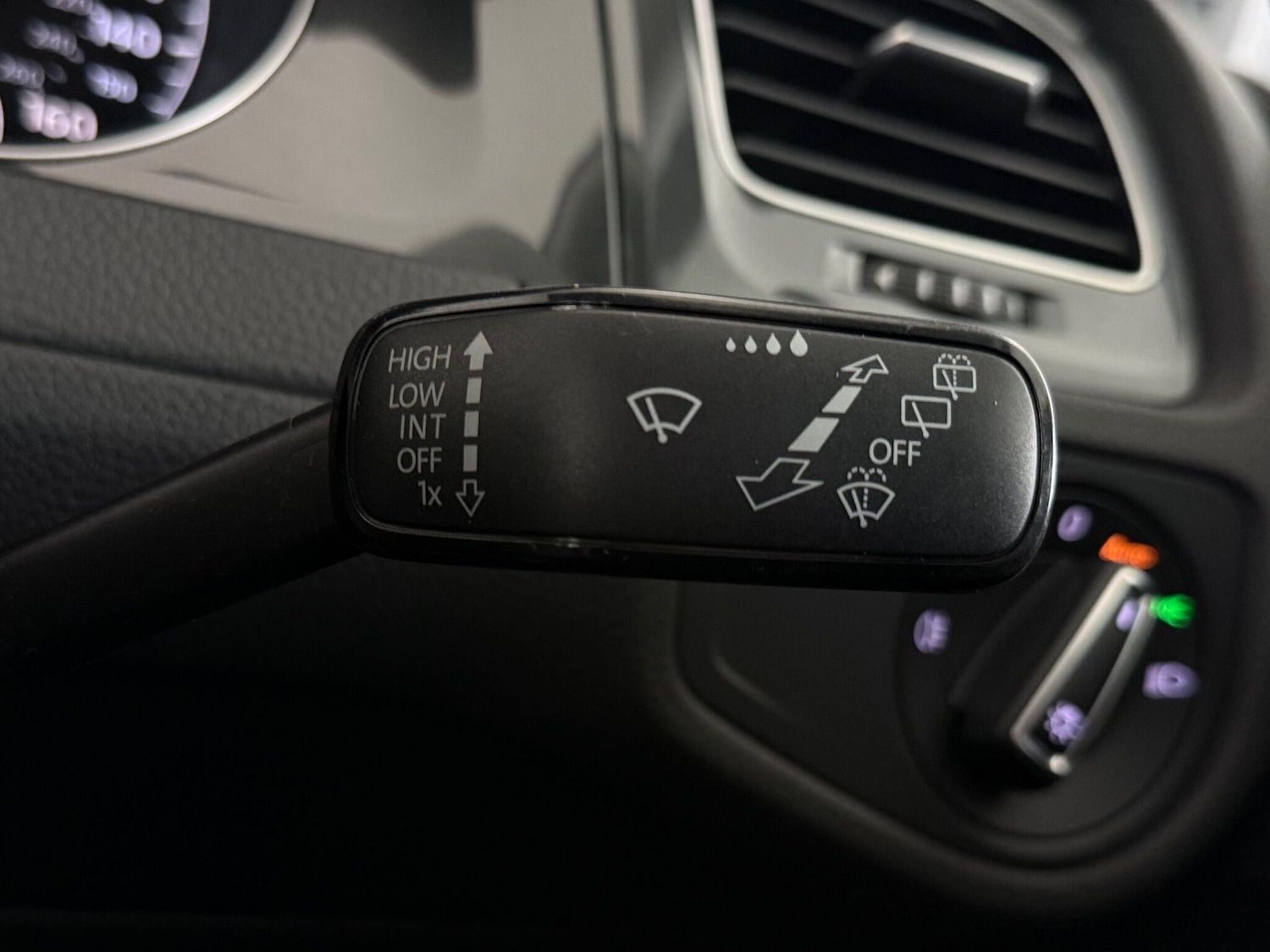 Used Volkswagen Golf 2017 for sale - 77259603: Photo 20