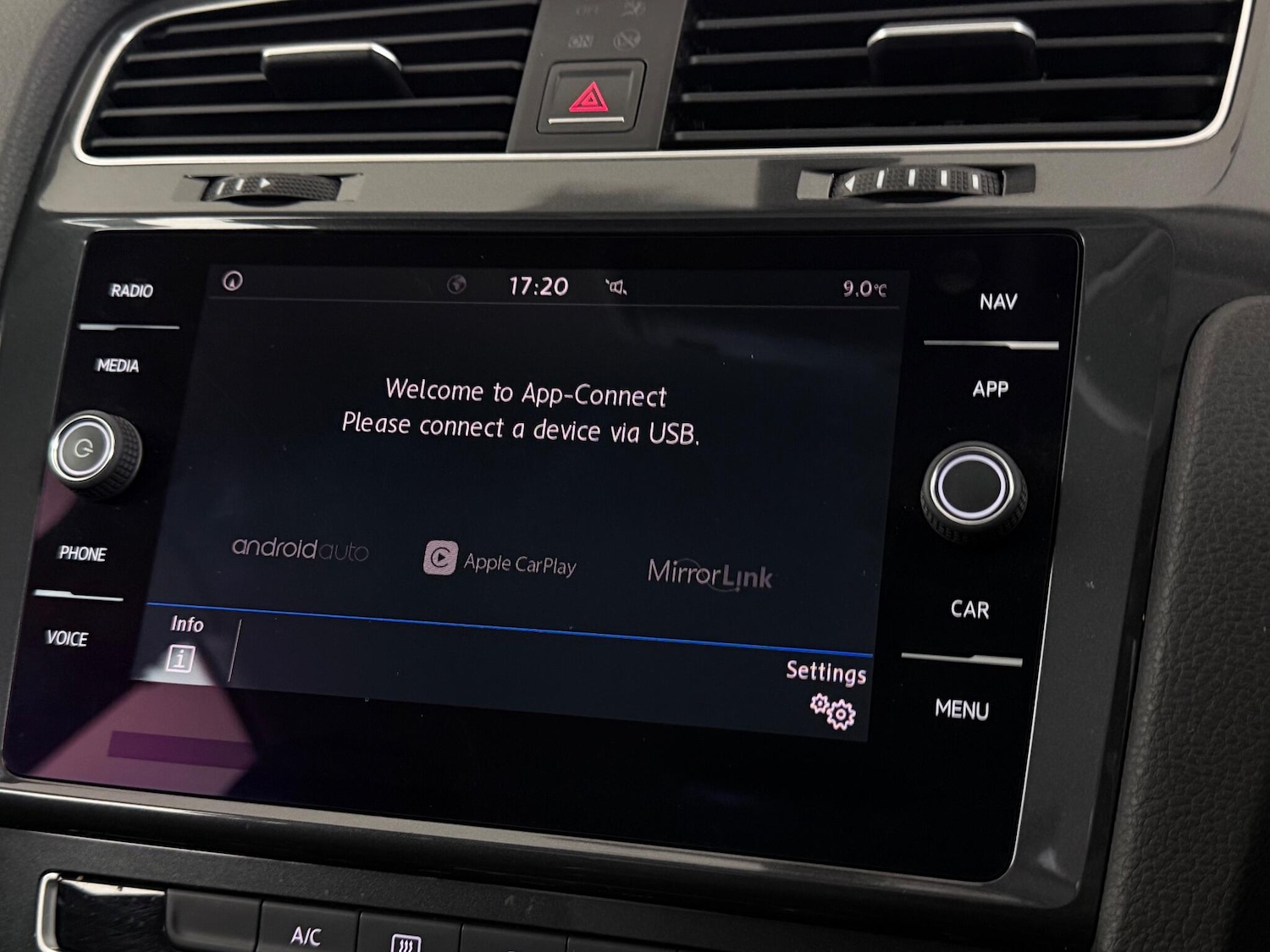 Used Volkswagen Golf 2017 for sale - 77259603: Photo 21