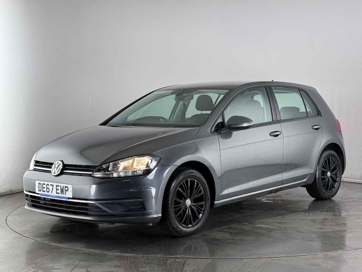 Used Volkswagen Golf 2017 for sale - 77259603: Photo 3