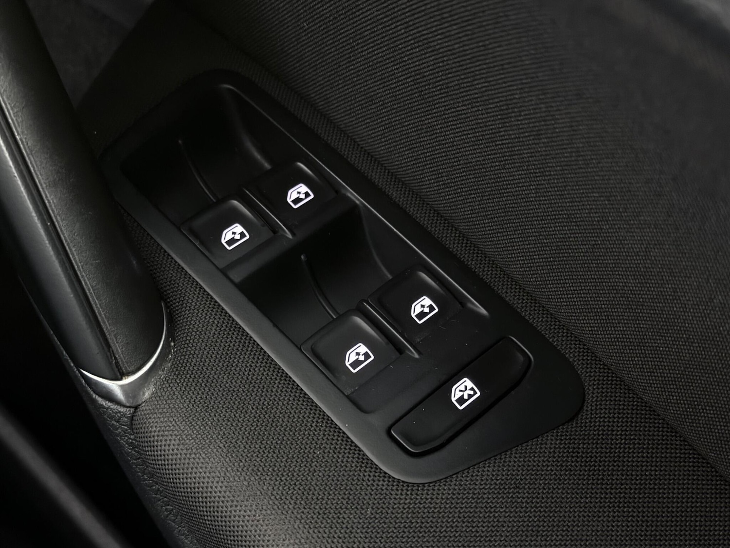 Used Volkswagen Golf 2017 for sale - 77259603: Photo 34