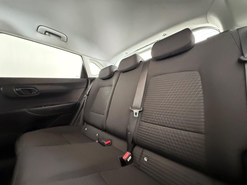 Used Hyundai i20 2021 for sale - 76417658: Photo 15