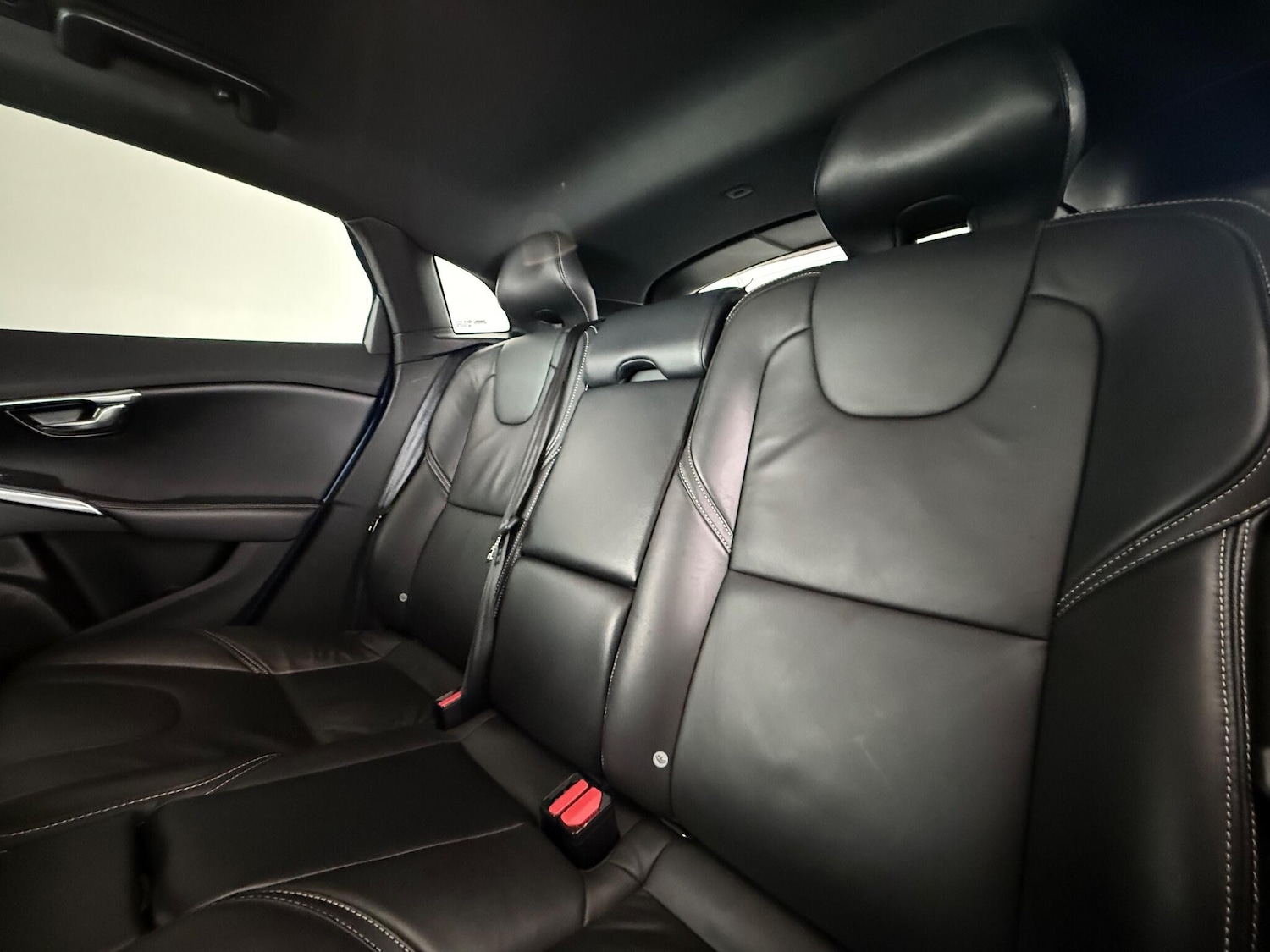 Used Volvo V40 2018 for sale - 77222259: Photo 12