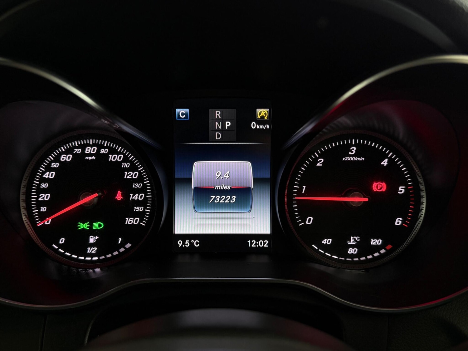 Used Mercedes-Benz GLC 2018 for sale - 77587400: Photo 14