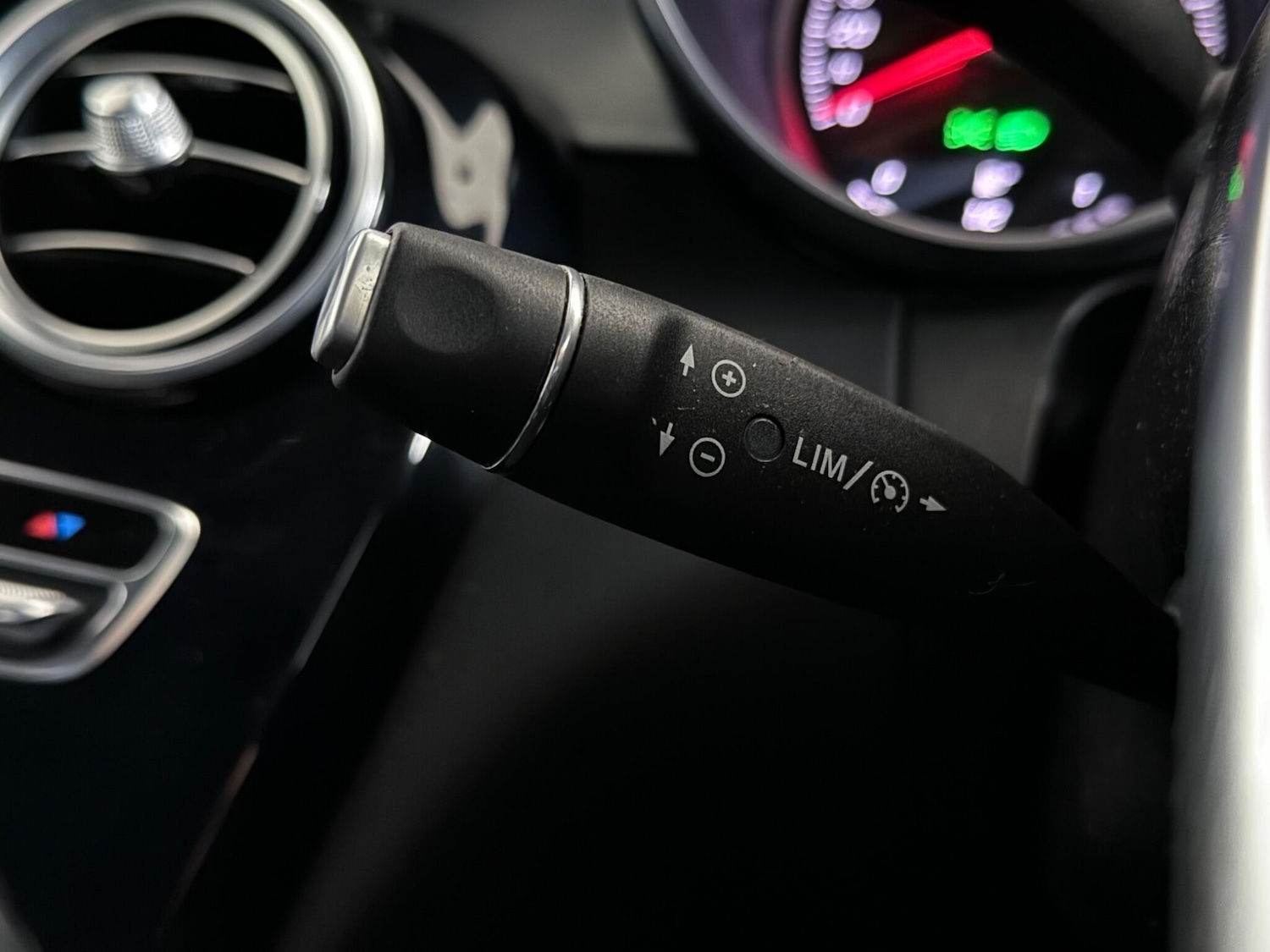 Used Mercedes-Benz GLC 2018 for sale - 77587400: Photo 22